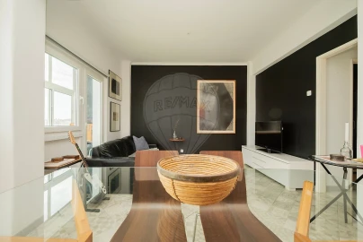 Apartamento T2 para Venda em São Domingos de Benfica