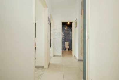 Apartamento T2 para Venda em São Domingos de Benfica