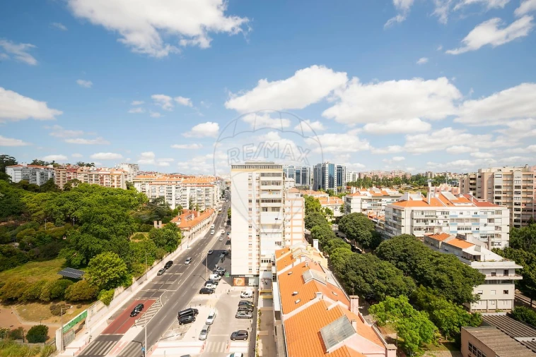 Apartamento T2 para Venda em São Domingos de Benfica Foto 27
