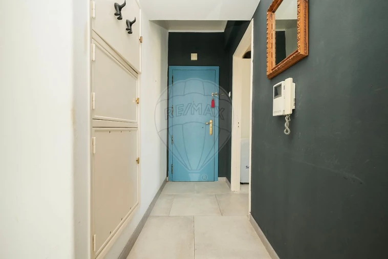 Apartamento T2 para Venda em São Domingos de Benfica Foto 16
