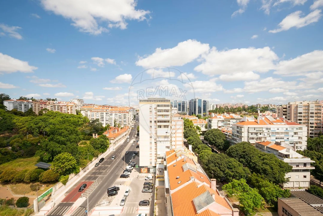 Apartamento T2 para Venda em São Domingos de Benfica Foto 27