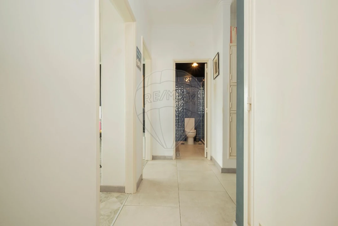 Apartamento T2 para Venda em São Domingos de Benfica Foto 21