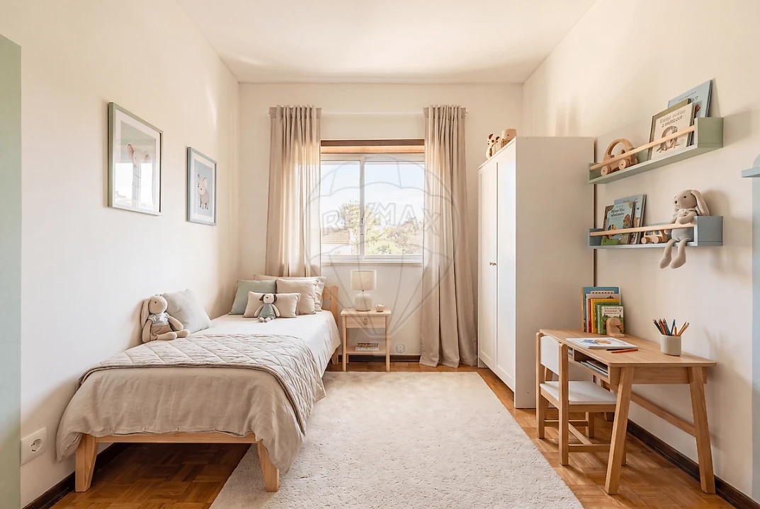 Apartamento T2 para Venda em Carregado e Cadafais Foto 25