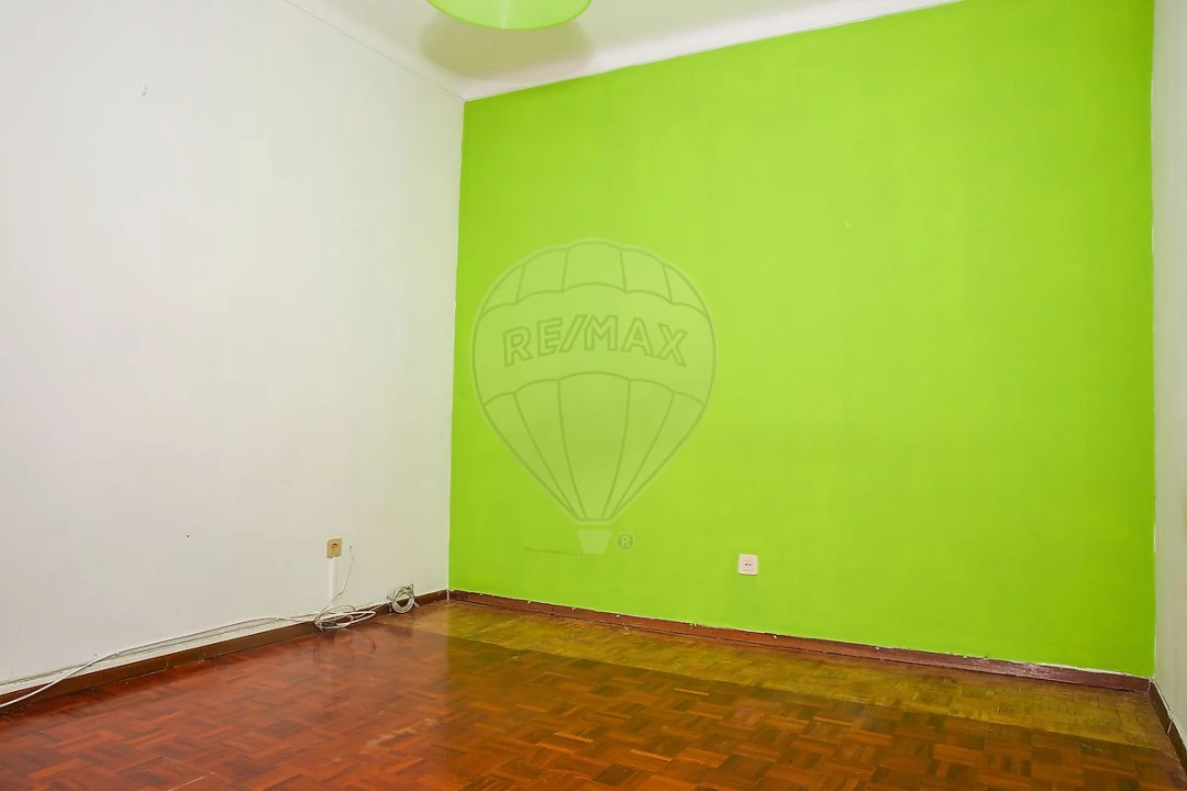 Apartamento T2 para Venda em Arruda dos Vinhos Foto 6