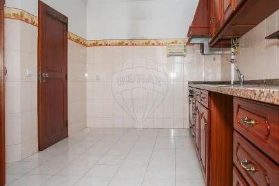 Apartamento T2 para Venda em Arruda dos Vinhos