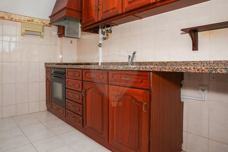 Apartamento T2 para Venda em Arruda dos Vinhos Foto 20