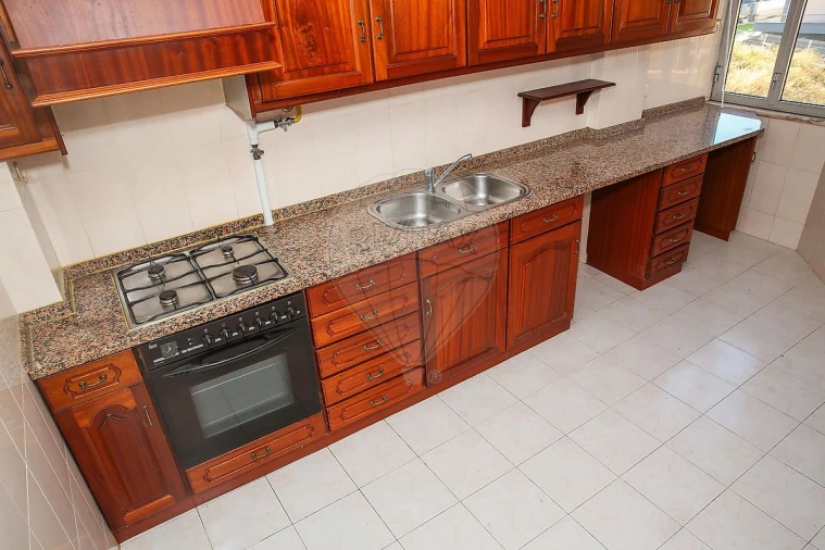 Apartamento T2 para Venda em Arruda dos Vinhos Foto 15