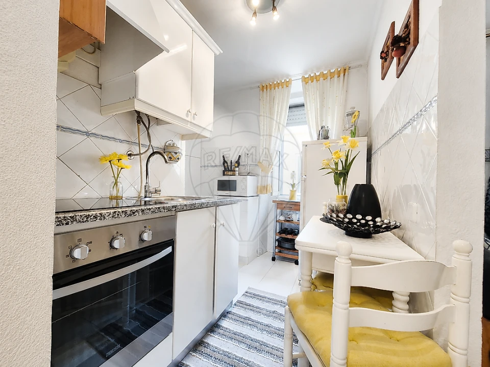 Apartamento T1 para Venda em Marvila Foto 10