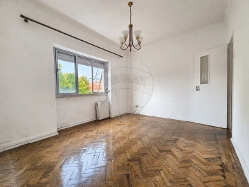 Apartamento T1 para Arrendamento em Alverca do Ribatejo e Sobralinho