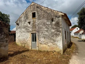 Moradia T2 para Venda em Benedita