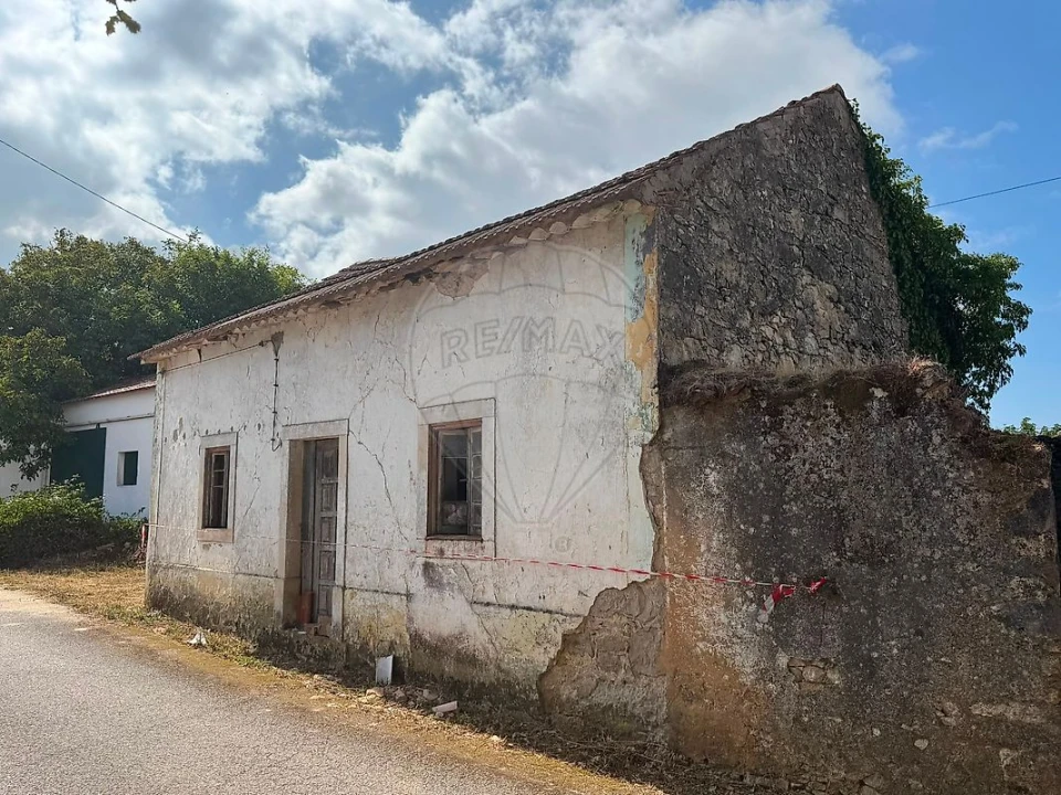 Moradia T2 para Venda em Benedita Foto 4