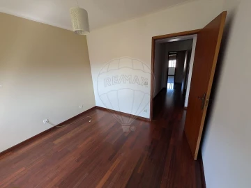 Apartamento T3 para Arrendamento em Espinho