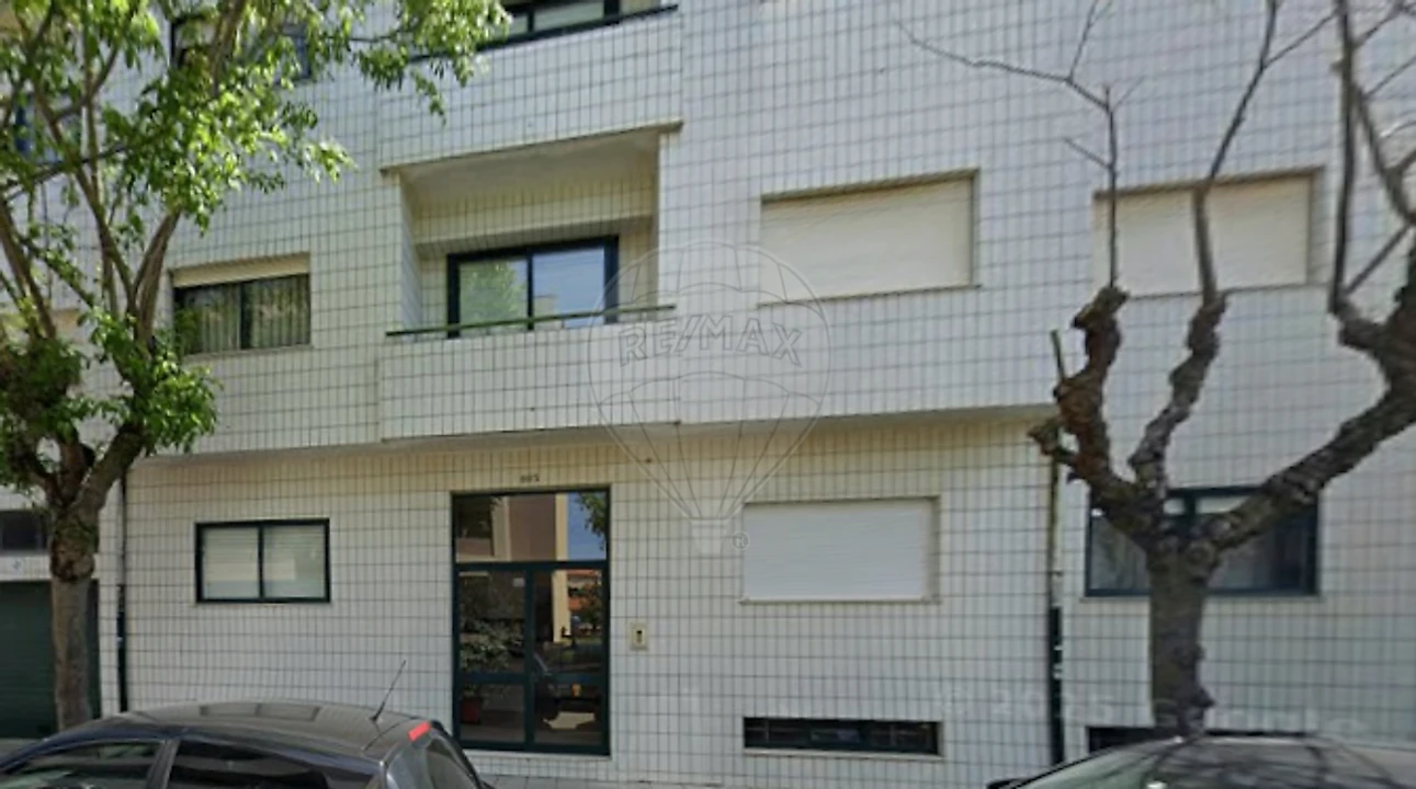 Apartamento T3 para Arrendamento em Espinho Foto 5