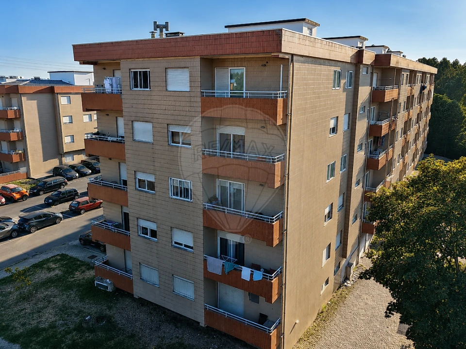 Apartamento T2 para Venda em Baguim do Monte (Rio Tinto) Foto 12