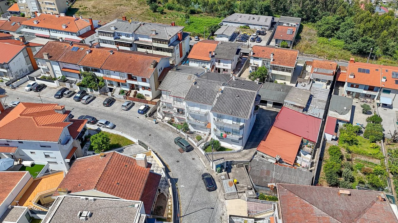 Apartamento T3 para Venda em Cidade da Maia Foto 2