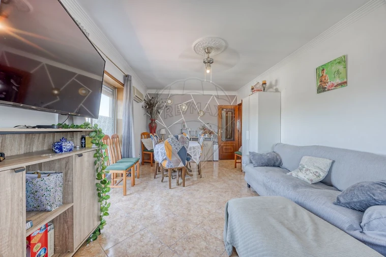 Apartamento T3 para Venda em Cidade da Maia Foto 10