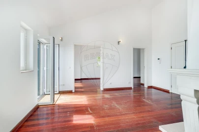 Apartamento T2 para Arrendamento em Cascais e Estoril