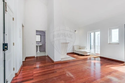 Apartamento T2 para Arrendamento em Cascais e Estoril
