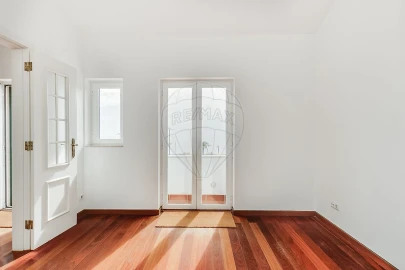 Apartamento T2 para Arrendamento em Cascais e Estoril