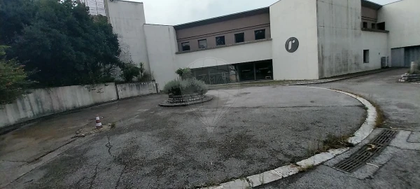 Negócio para Venda em Alfragide