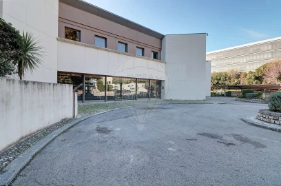 Negócio para Venda em Alfragide
