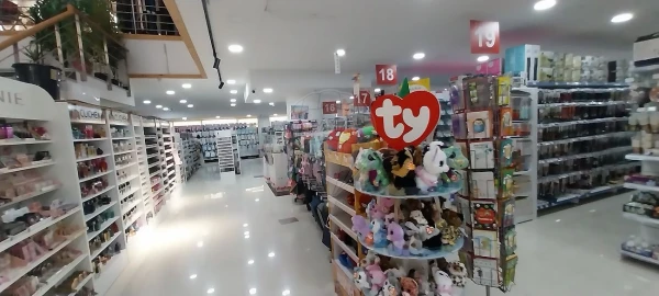 Armazém para Venda em Vialonga
