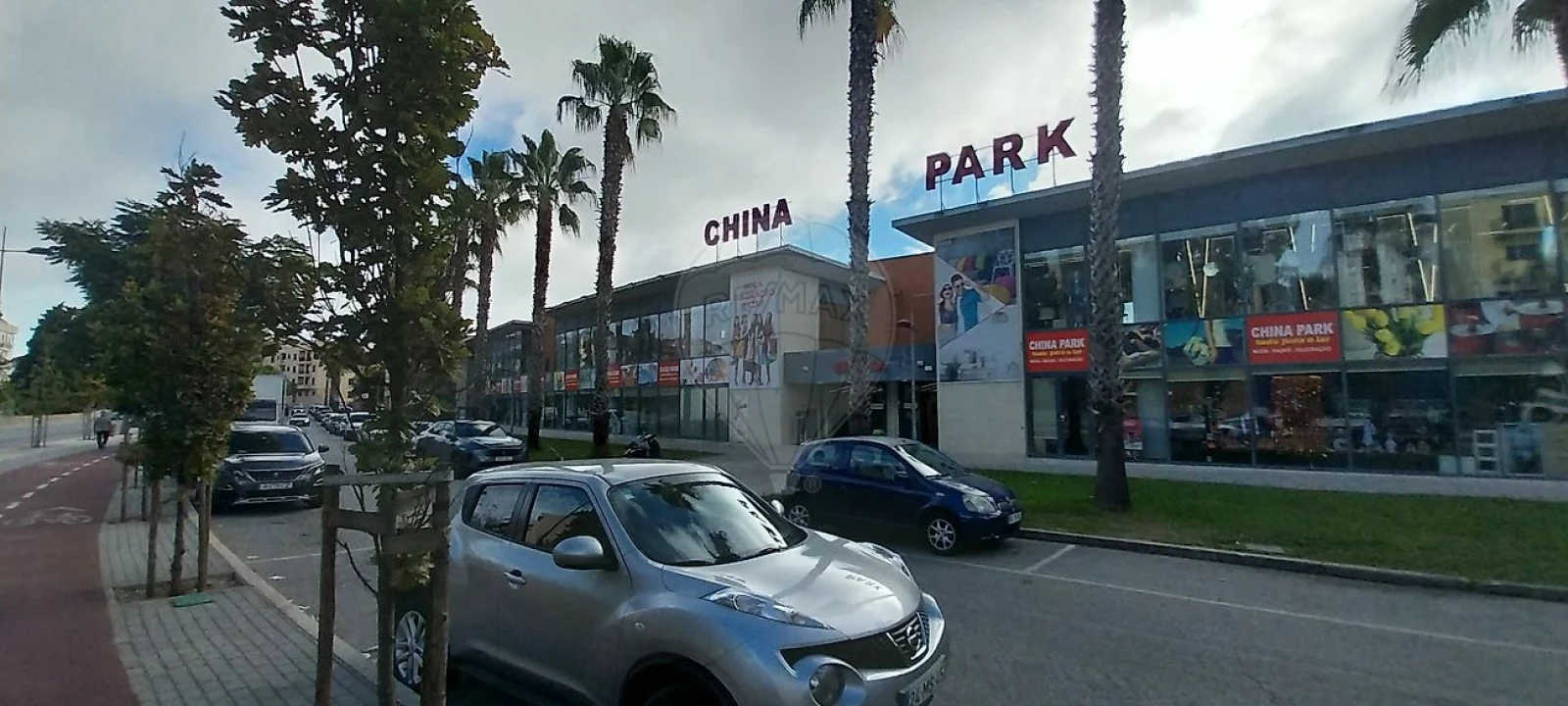 Armazém para Venda em Vialonga Foto 5