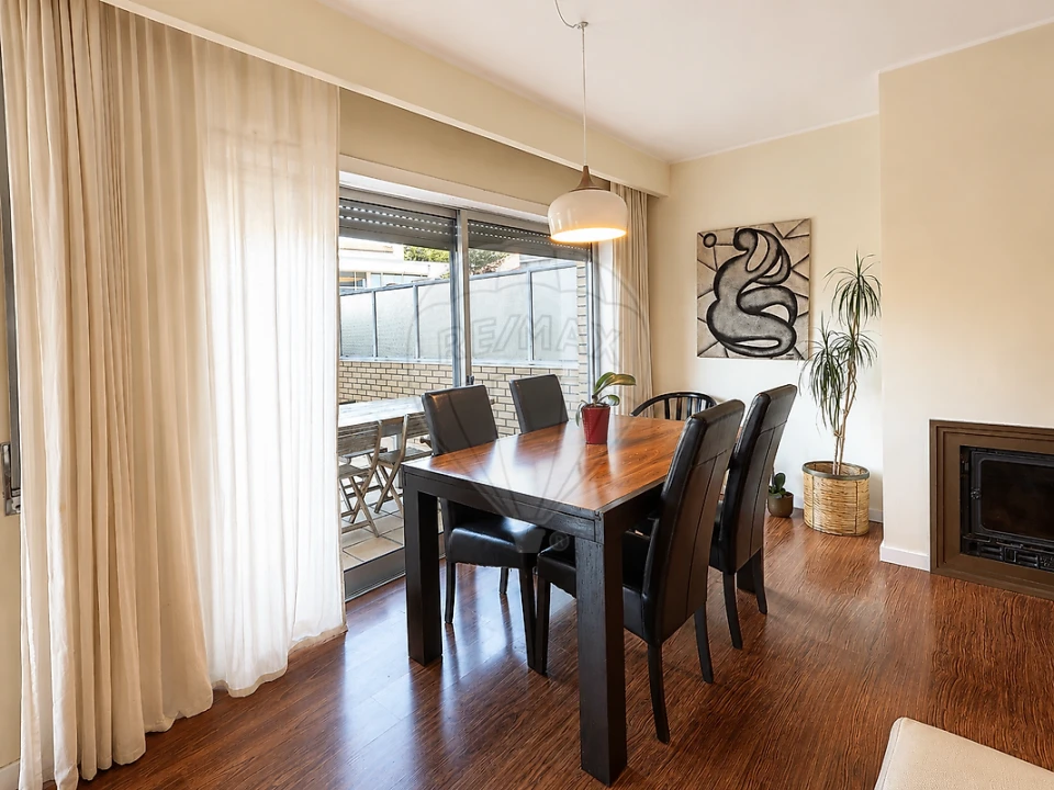 Apartamento T2 para Venda em Pedrouços Foto 21