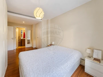 Apartamento T2 para Venda em Pedrouços