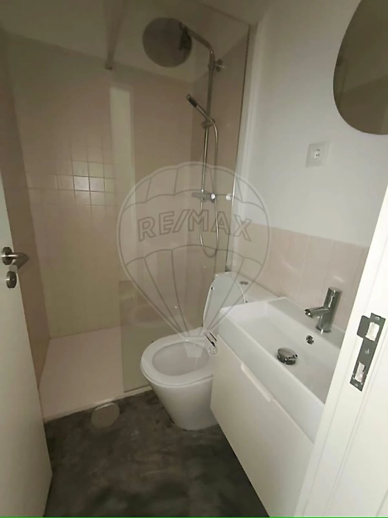 Apartamento T1 para Arrendamento em Santa Marinha e São Pedro da Afurada Foto 2