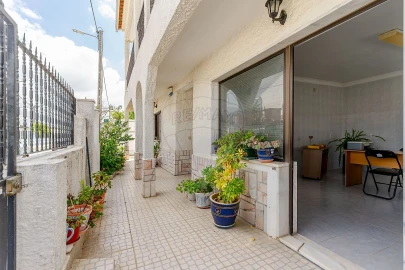 Moradia T5 para Venda em Quinta do Anjo