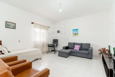 Moradia T5 para Venda em Quinta do Anjo