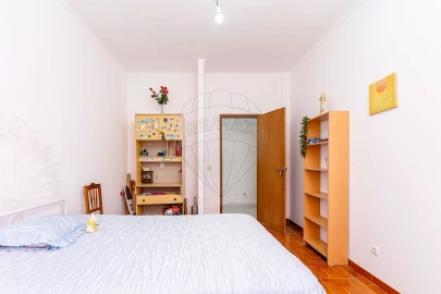 Moradia T5 para Venda em Quinta do Anjo