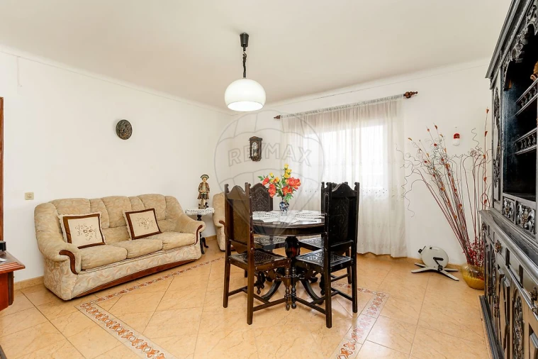 Moradia T5 para Venda em Quinta do Anjo Foto 21
