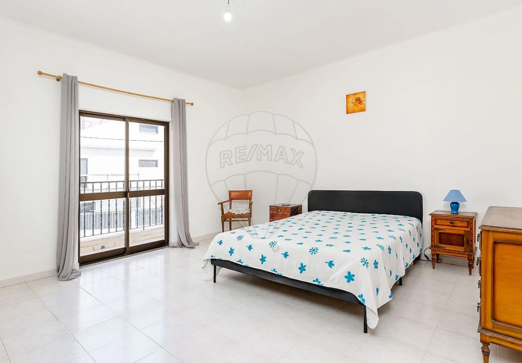 Moradia T5 para Venda em Quinta do Anjo Foto 2