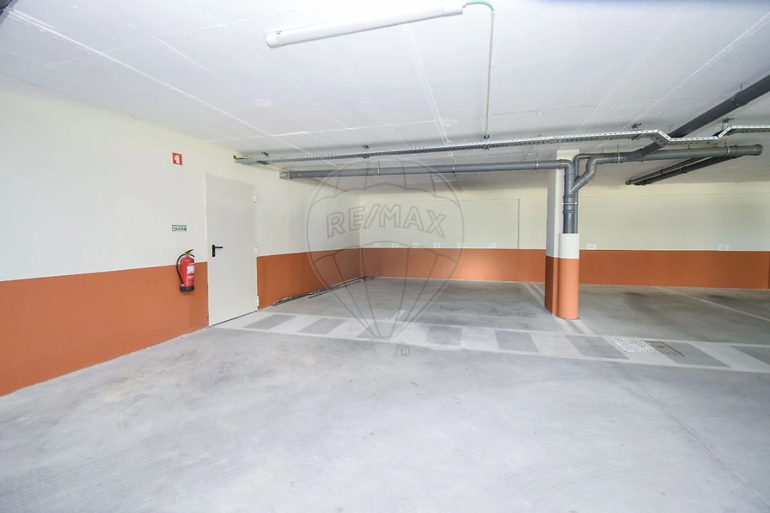 Apartamento T2 para Venda em Santa Maria e São Miguel, São Martinho, São Pedro Penaferrim Foto 27