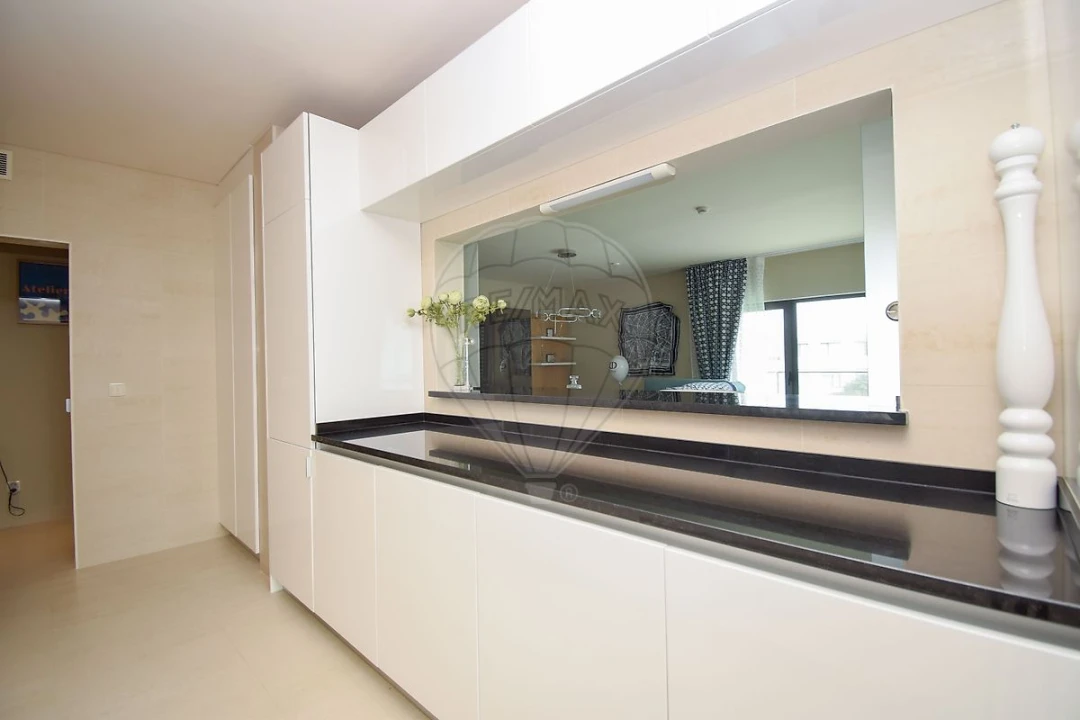 Apartamento T2 para Venda em Santa Maria e São Miguel, São Martinho, São Pedro Penaferrim Foto 17