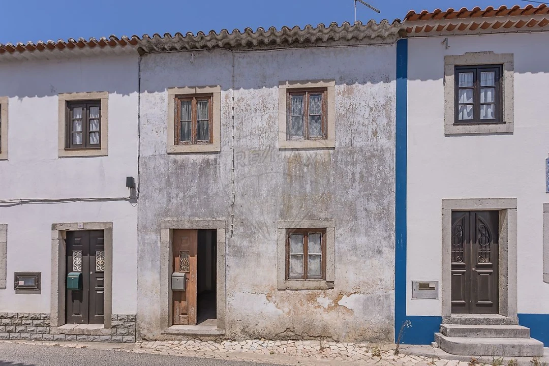 Moradia T3 para Venda em Olho Marinho Foto 18