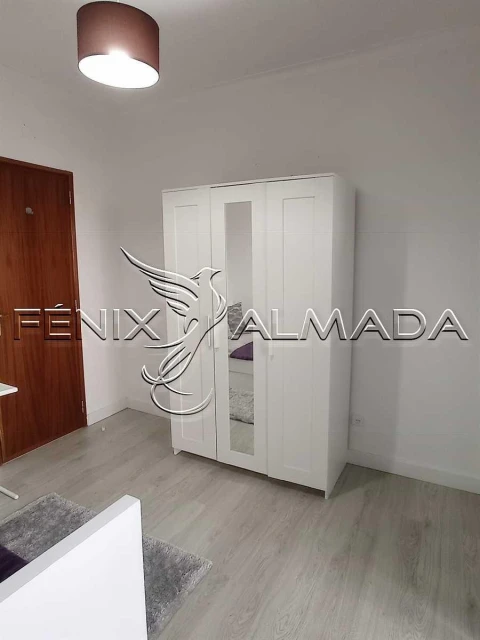 Apartamento T3 para Venda em Corroios