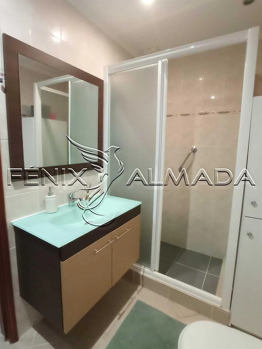 Apartamento T3 para Venda em Corroios Foto 15