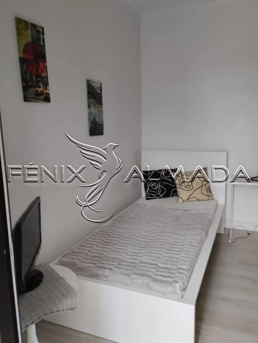 Apartamento T3 para Venda em Corroios Foto 9