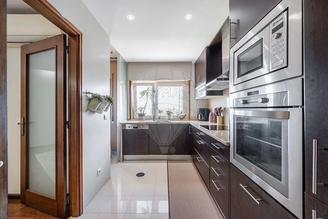 Apartamento T3 para Venda em Moreira Foto 15