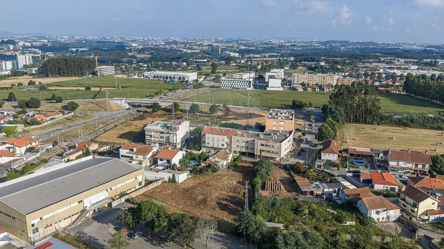 Apartamento T3 para Venda em Moreira Foto 5