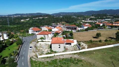 Moradia T3 para Venda em Fiscal