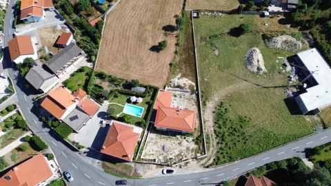 Moradia T3 para Venda em Fiscal