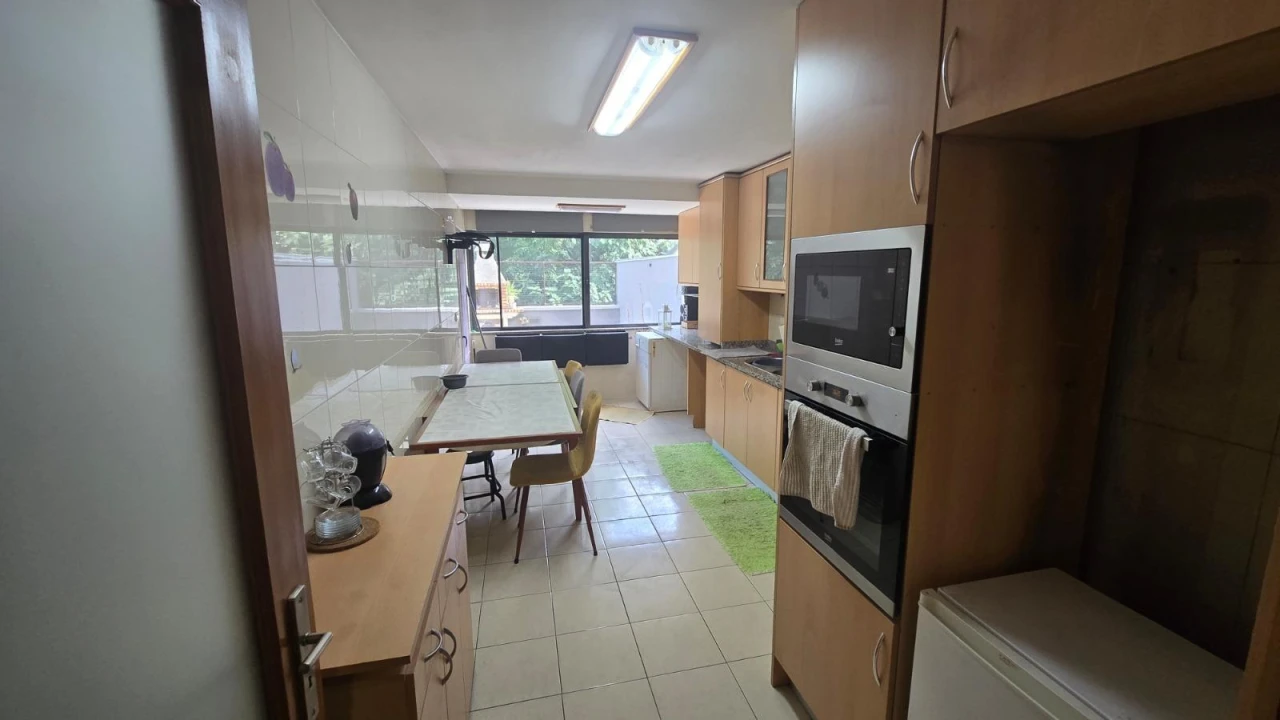 Apartamento T3 para Venda em Braga (Maximinos, Sé e Cividade) Foto 13