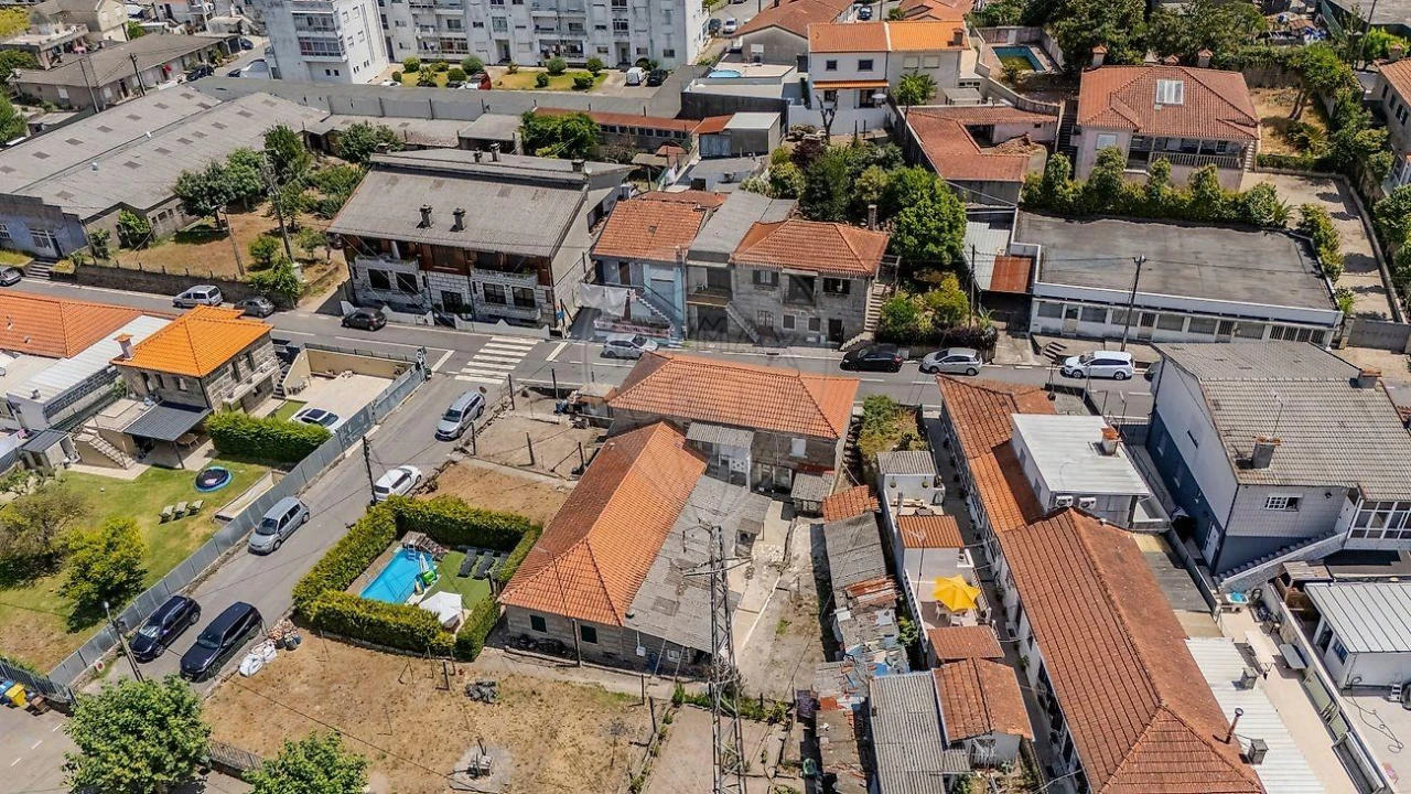 Moradia T2 para Venda em Selho (São Jorge) Foto 10
