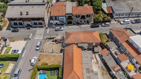 Moradia T2 para Venda em Selho (São Jorge)