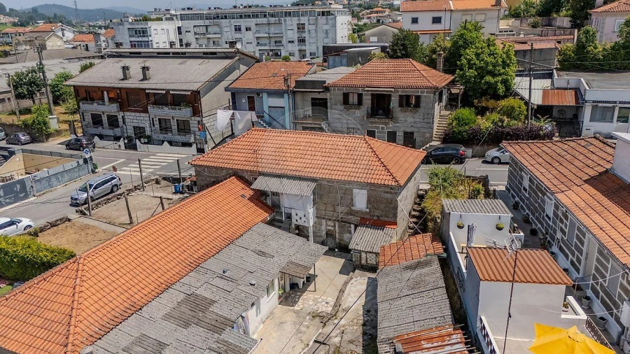 Moradia T2 para Venda em Selho (São Jorge) Foto 14