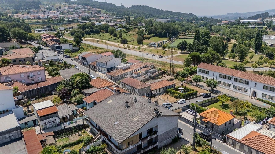 Moradia T2 para Venda em Selho (São Jorge) Foto 6